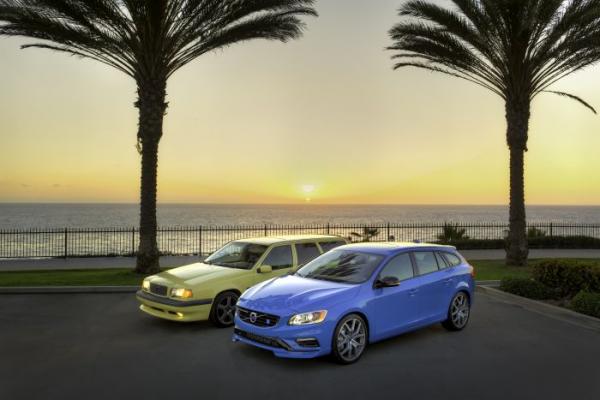 Polestar fête les 20 ans de la Volvo 850 T-5R Polestar fête les 20 ans de la Volvo 850 T-5R