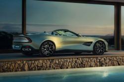 Aston Martin Vanquish Volante : power, beauty and soul