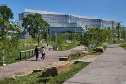 Henry Ford II World Center, futur sige de l'ovale bleu  Dearborn