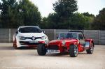 Match : Caterham 275 vs Megane RS 275 !