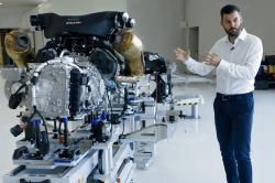Moteur thermique et bo�te manuelle : pour Mate Rimac c'est le futur !