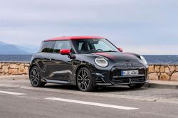 Mini Cooper SE pack JCW : que de la gueule...