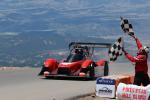 Victoire de Mitsubishi  Pikes Peak... en catgorie lectrique