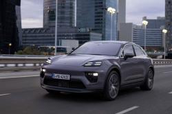 Porsche pr�pare en urgence une version thermique du nouveau Macan