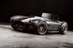 La Shelby Cobra Diamond Edition exhibe sa peau en carbone