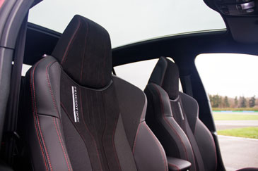 interieur peugeot 308 gti 270 ps