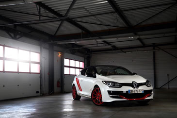 renault megane rs trophy-r