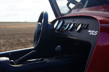 interieur caterham seven 275s