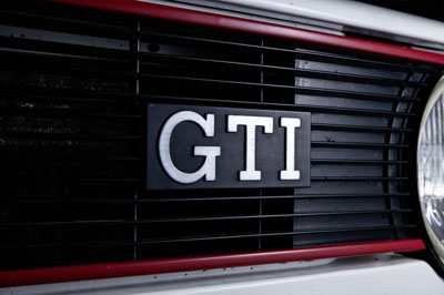 calandre et logo vw golf I gti 1976
