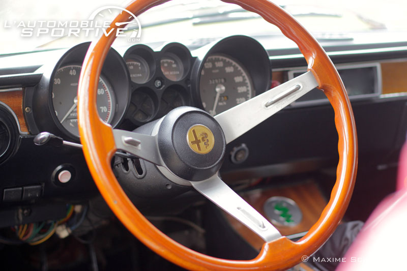 Agrandir la photo ALFA-ROMEO GIULIA GT2000 BERTONE photo giulia_gt2000_bertone_10