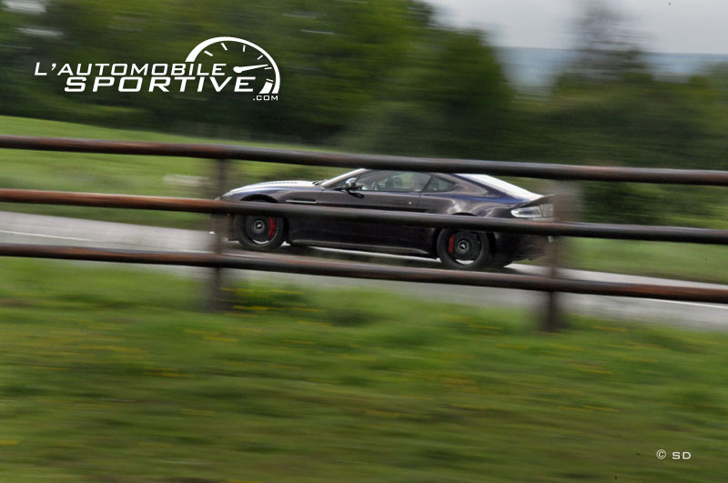 photo aston_v12_vantage_s_13