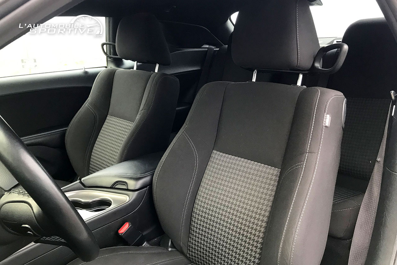 Agrandir la photo DODGE CHALLENGER 3 V6 photo dodge_challenger_3_v6_11