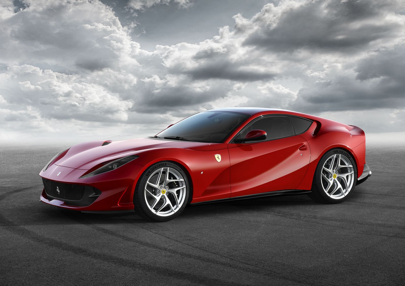 photo Ferrari-812-Superfast_01