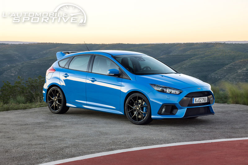 photo ford_focus_rs_350_01
