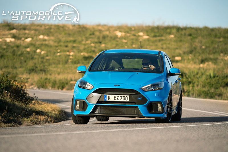 photo ford_focus_rs_350_15