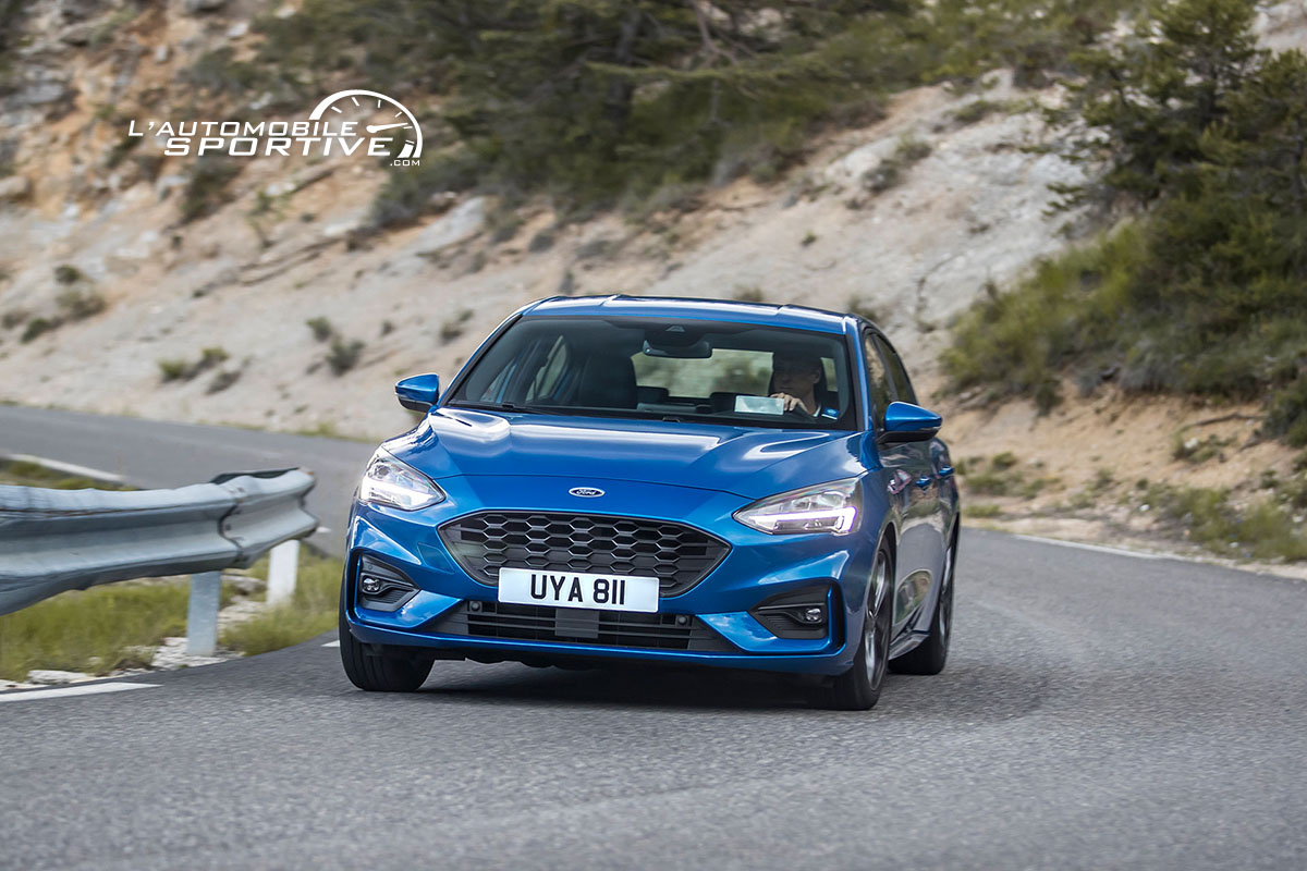 photo ford_focus4_st-line_150_04
