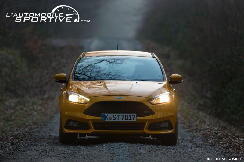 Ford focus st automobile sportive #9