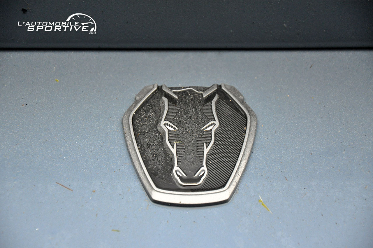 photo ford_mustang_mk7_dark_horse_02