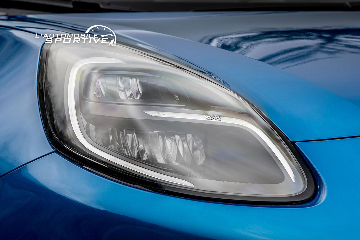 photo ford_puma_ecoboost155_st-line_08