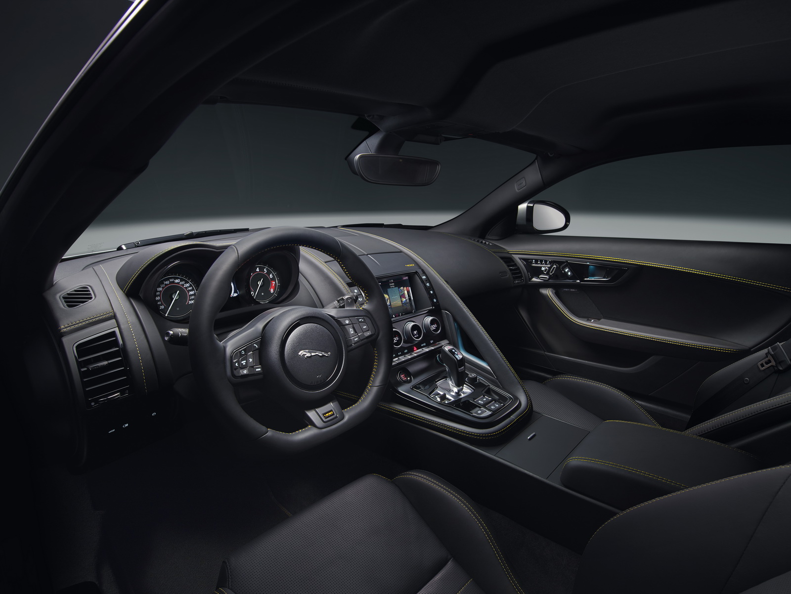 photo Jaguar_FType_400sport_05