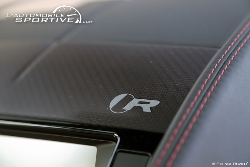 photo ftype_rcoupe_awd_16