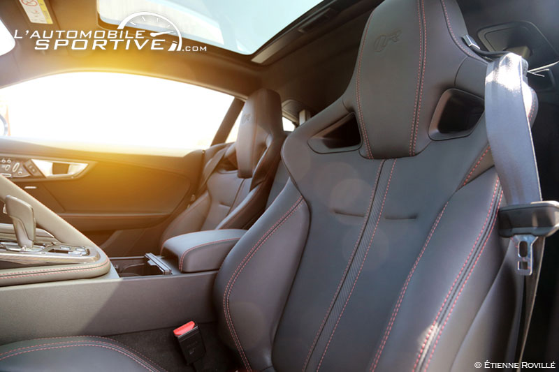 photo ftype_rcoupe_awd_20