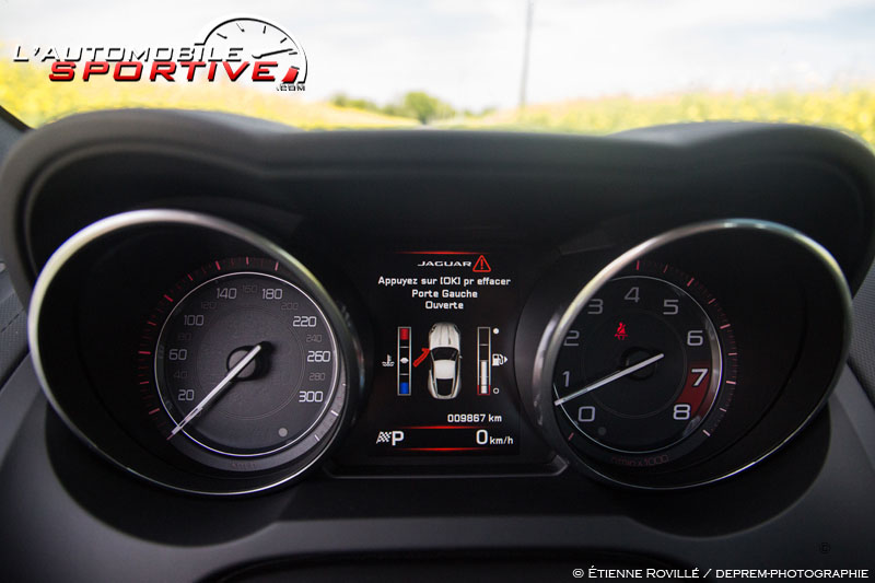 photo f-type_coupe_03