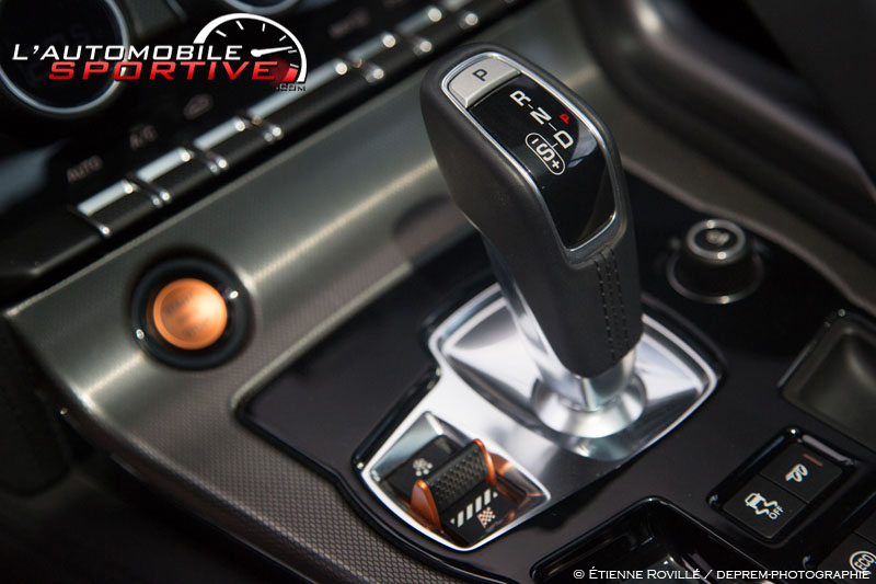 photo f-type_coupe_04