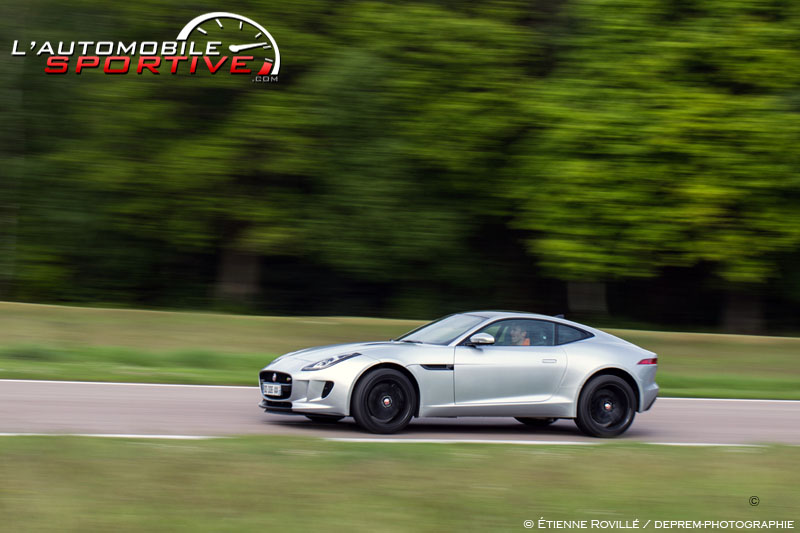 photo f-type_coupe_08