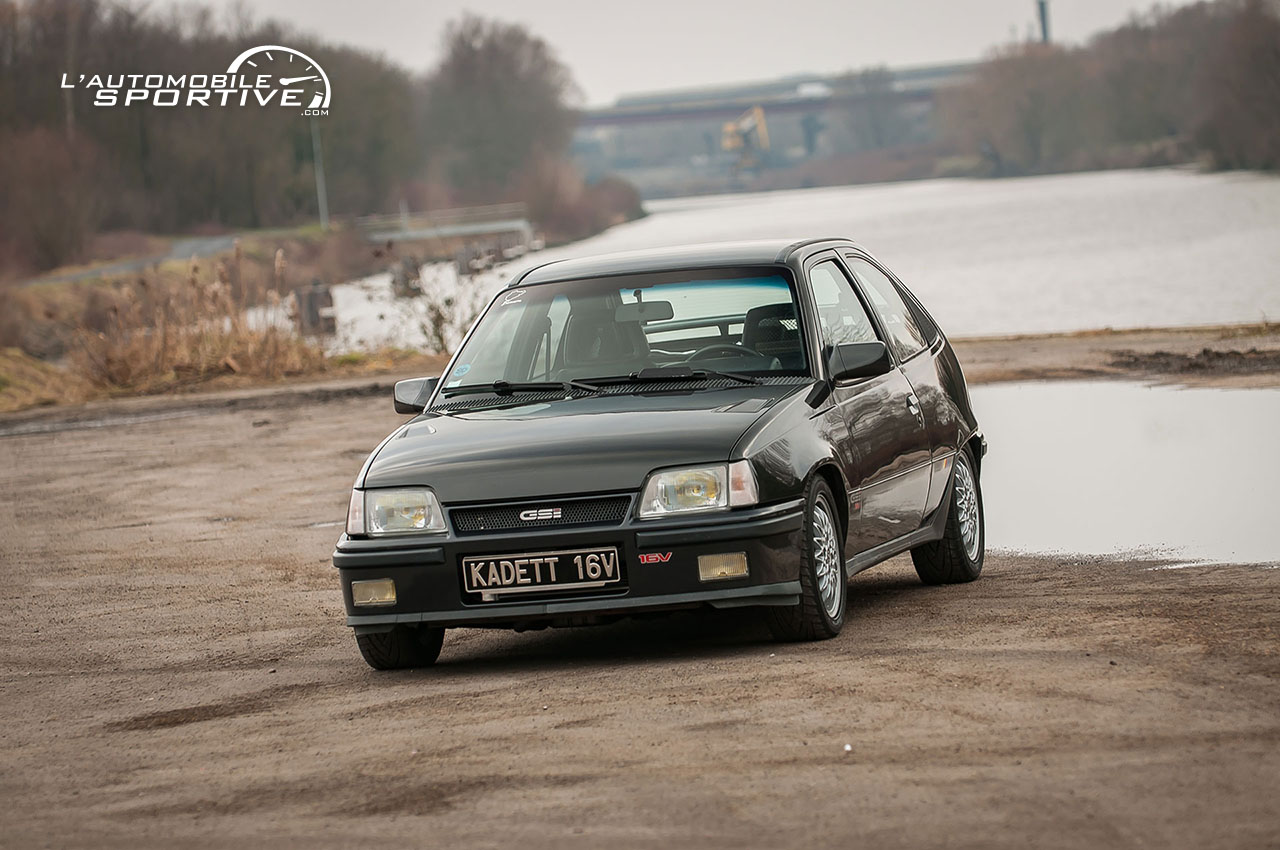 Agrandir la photo OPEL KADETT E GSI 16V photo opel_kadett_gsi_16v_06