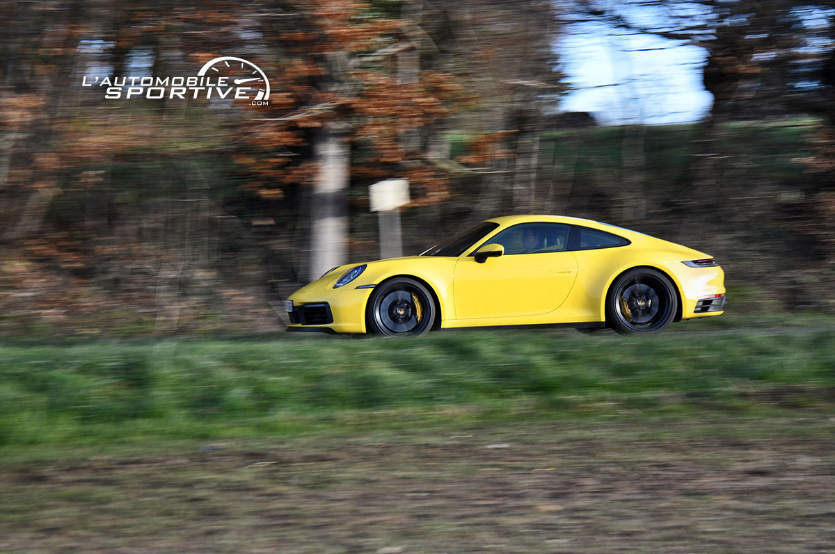 photo porsche_992_carrera_4s_02