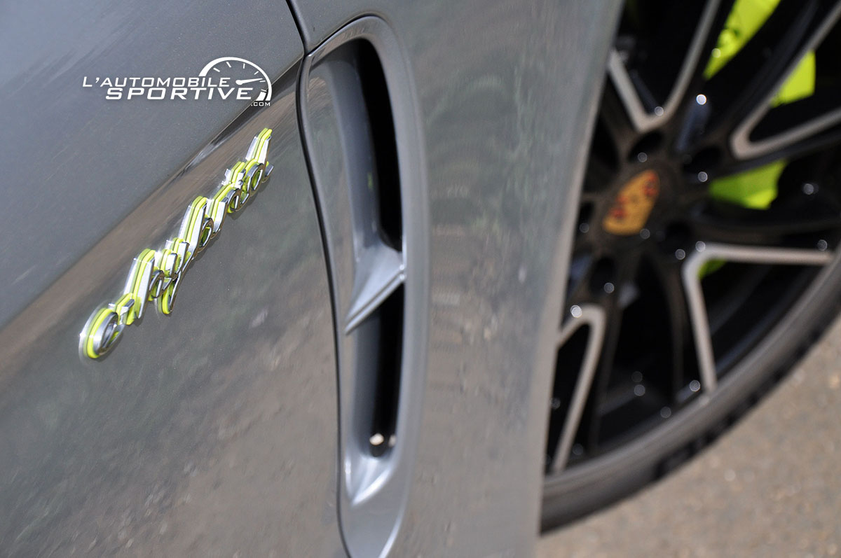 photo panamera_st_turbo_s_e-hybrid_03