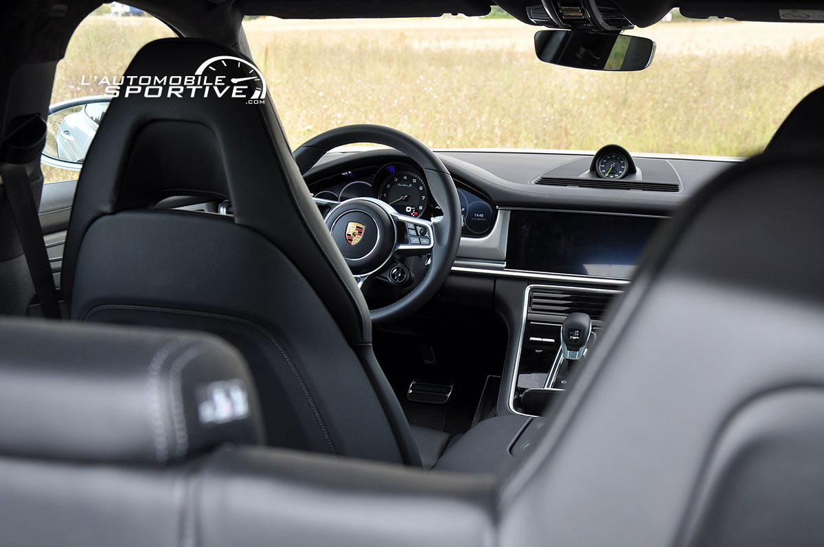 photo panamera_st_turbo_s_e-hybrid_07