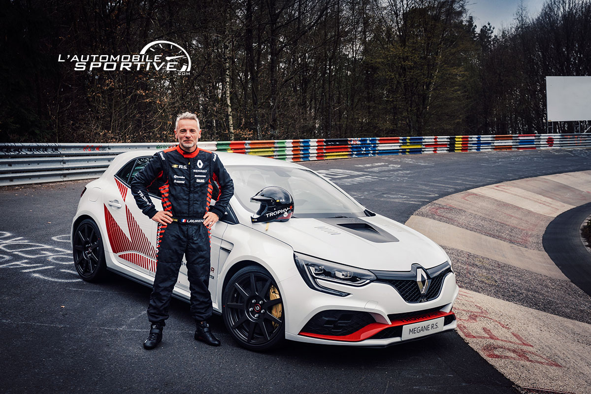 photo renault_megane4_rs_trophy-r_record_04