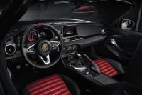 abarth_124_spider_04.jpg