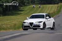 alfa_romeo_giulia_q_30.jpg