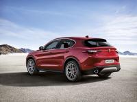 AlfaRomeo-Stelvio-first-edition_02.jpg