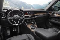 AlfaRomeo-Stelvio-first-edition_04.jpg