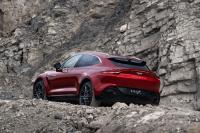 Aston-Martin-DBX_02.jpg