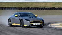 astonmartin-v12vantage2017_08.jpg