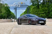 aston_v12_vantage_s_04.jpg