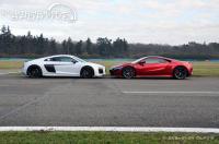 nsx_vs_r8_11.jpg