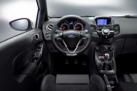 ford_fiesta_st200_04.jpg