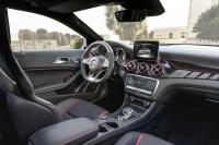 Mercedes_GLA45amg_2017_04.jpg