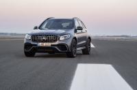 Mercedes_AMG_GLC_63s_2017_02.jpg