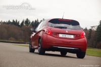 peugeot_208gti_12.jpg