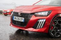 peugeot_e-208_gti_10.jpg