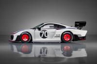 porsche_935_clubsport_race_02.jpg