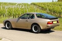 porsche_944_02.jpg