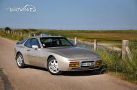 porsche_944_s2_02.jpg